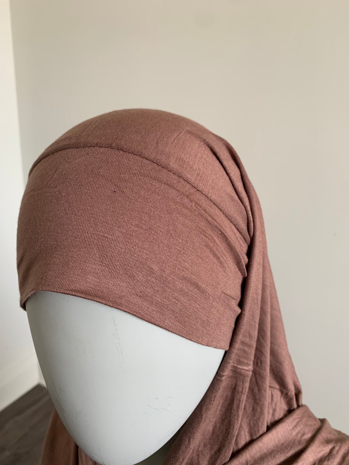 Hijab prêt à enfiler simple tout viscose