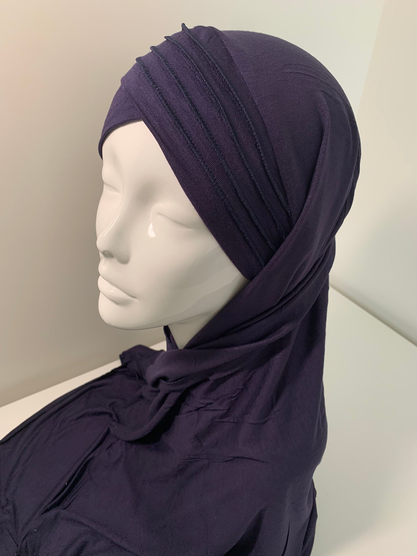 Hijab bonnet croisé rayé en viscose